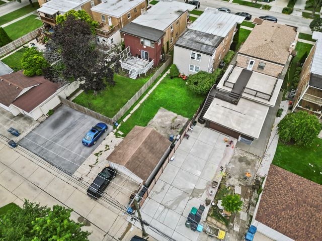 900 Dunlop Avenue, Forest Park, IL 60130