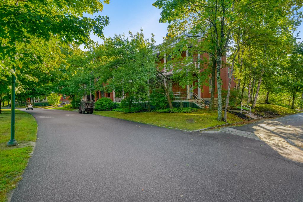 92 McKinley Court 92, Portland, ME 04109 — photo 5