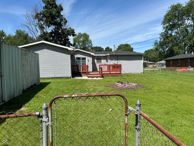 2002 Barton Avenue, Terre Haute, IN 47802