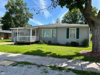 2002 Barton Avenue, Terre Haute, IN 47802