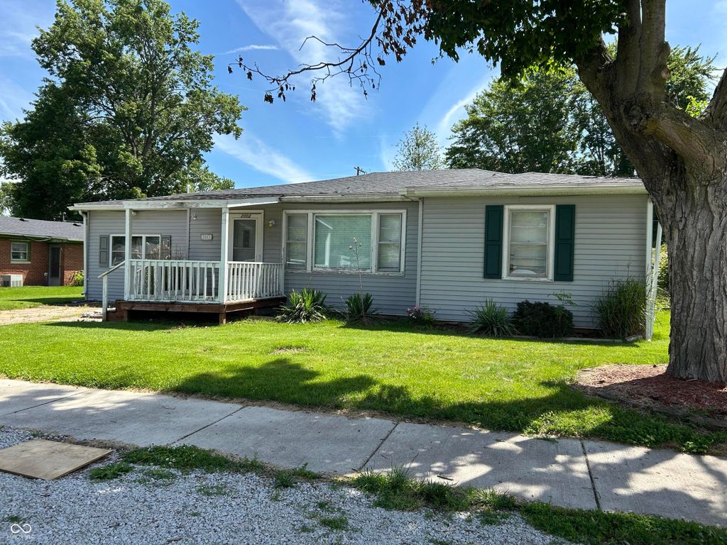 2002 Barton Avenue, Terre Haute, IN 47802