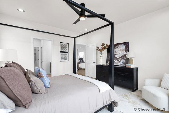 3942 SADDLEBACK LN, Cheyenne, WY 82001