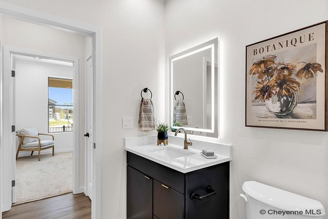 3942 SADDLEBACK LN, Cheyenne, WY 82001