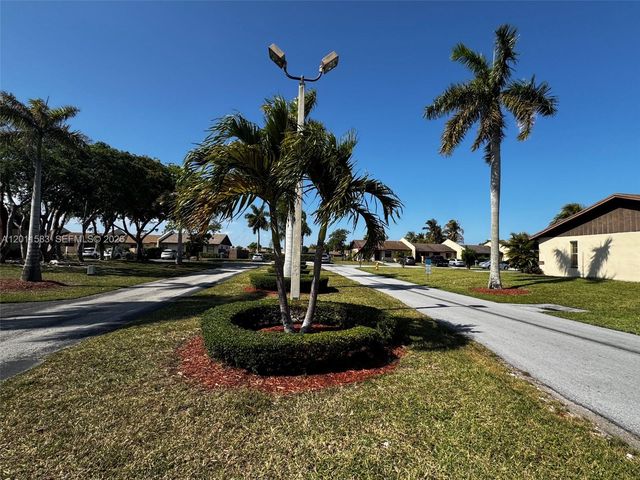 12316 SW 119th Ln, Miami, FL 33186