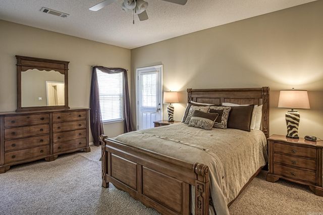 60 Calderon Way, Hot Springs Village, AR 71909