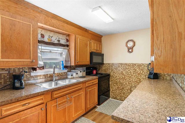 3518 Leigh Lane, Florence, SC 29505