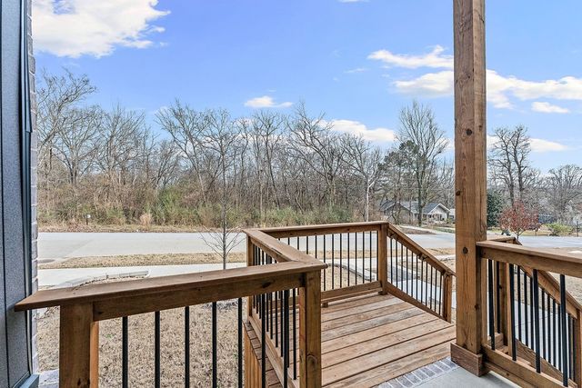 491 S Happy Hollow Road, Fayetteville, AR 72701