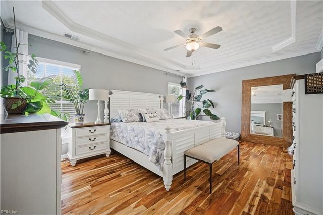 304 Founders Pointe TRL, Carrollton, VA 23314
