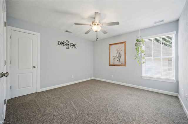 304 Founders Pointe TRL, Carrollton, VA 23314