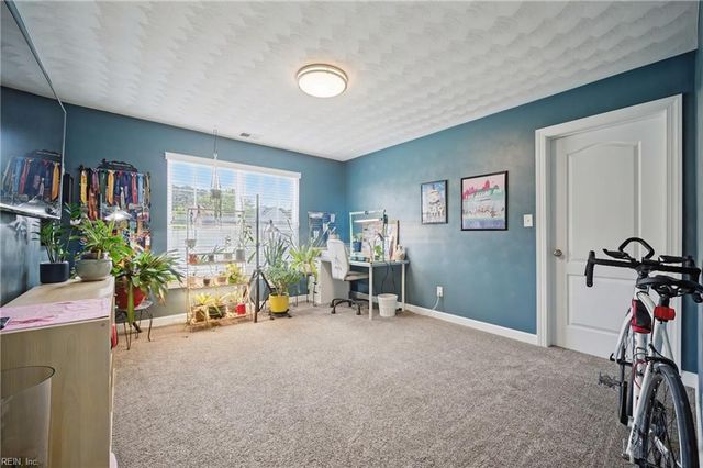 304 Founders Pointe TRL, Carrollton, VA 23314