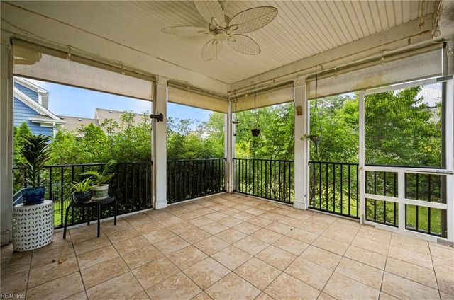 304 Founders Pointe TRL, Carrollton, VA 23314