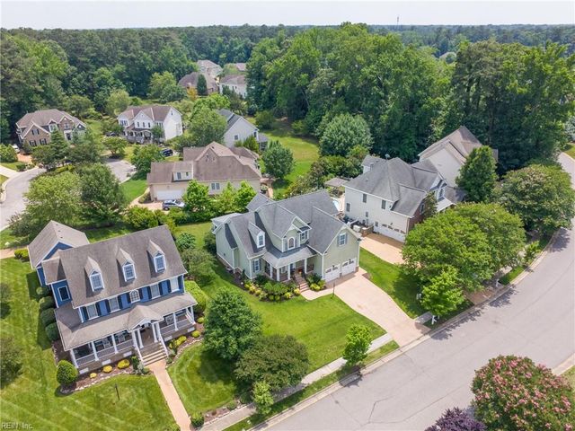 304 Founders Pointe TRL, Carrollton, VA 23314