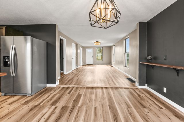 3436 E AVENUE, Council Bluffs, IA 51501