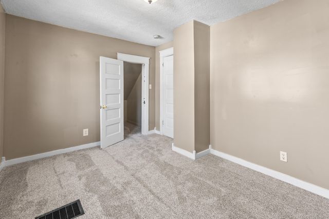 3436 E AVENUE, Council Bluffs, IA 51501