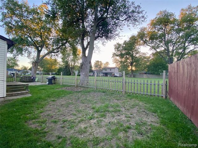 4537 Dewey Road, Newport, MI 48166