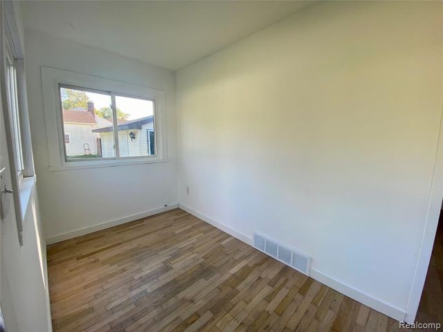 4537 Dewey Road, Newport, MI 48166