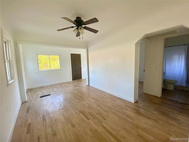 4537 Dewey Road, Newport, MI 48166