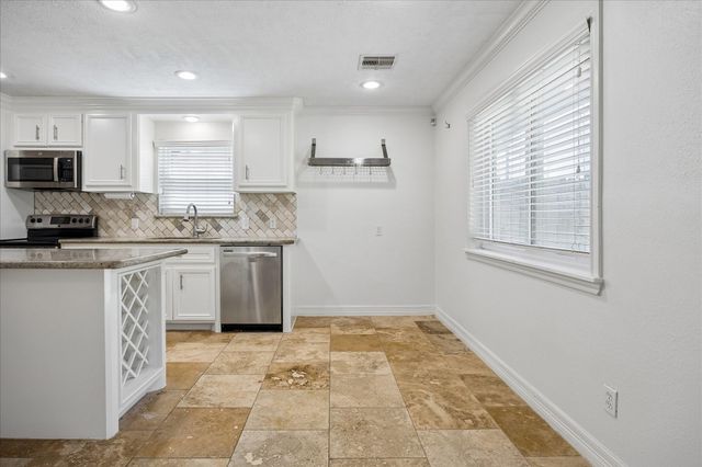 5019 Kinglet Street, Houston, TX 77035