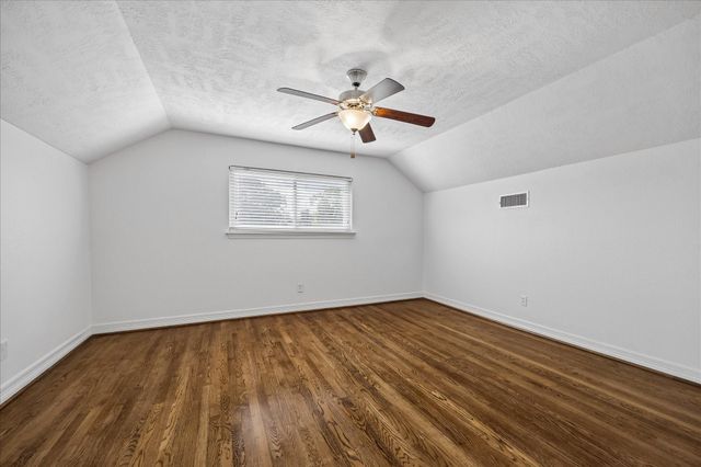 5019 Kinglet Street, Houston, TX 77035