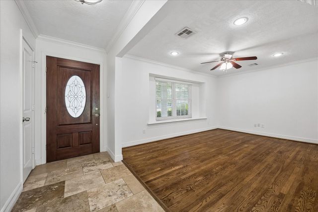 5019 Kinglet Street, Houston, TX 77035