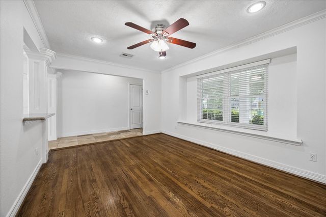 5019 Kinglet Street, Houston, TX 77035