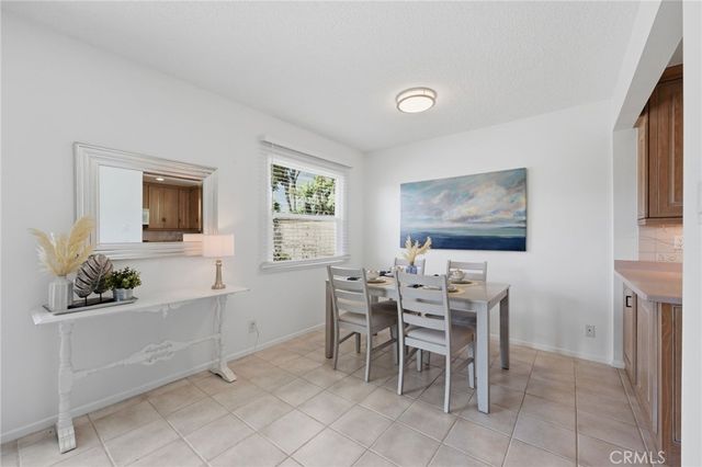 5041 Mcfadden, Huntington Beach, CA 92649