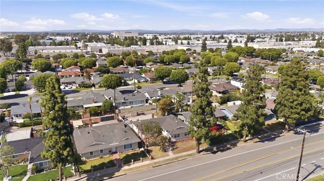 5041 Mcfadden, Huntington Beach, CA 92649