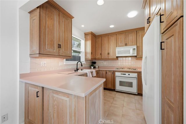 5041 Mcfadden, Huntington Beach, CA 92649