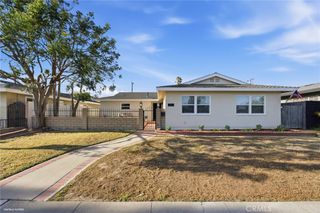 5041 Mcfadden, Huntington Beach, CA 92649
