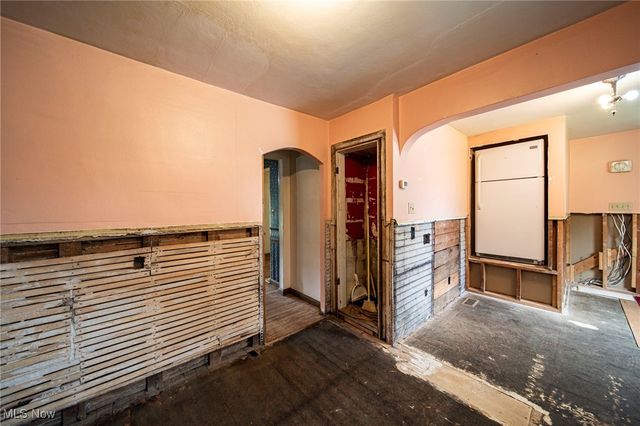 411 Eastlawn Street, Geneva, OH 44041