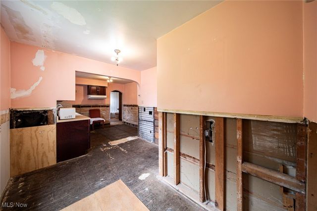 411 Eastlawn Street, Geneva, OH 44041