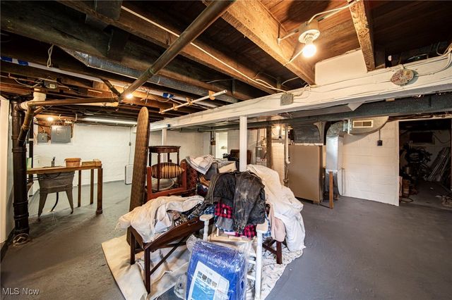 411 Eastlawn Street, Geneva, OH 44041