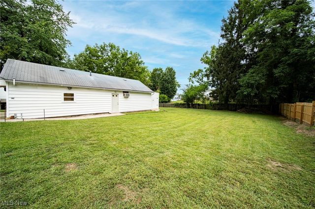 411 Eastlawn Street, Geneva, OH 44041