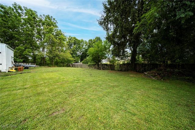 411 Eastlawn Street, Geneva, OH 44041