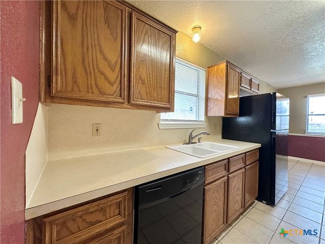 4006 Oak Valley Drive, Killeen, TX 76542