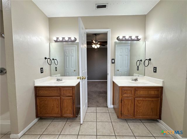 4006 Oak Valley Drive, Killeen, TX 76542