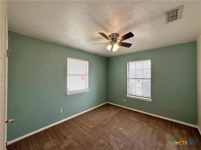 4006 Oak Valley Drive, Killeen, TX 76542