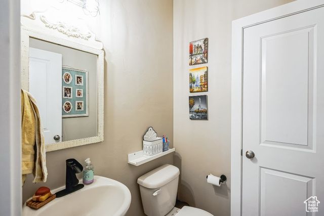 1651 W WHITE PINE DR, Syracuse, UT 84075