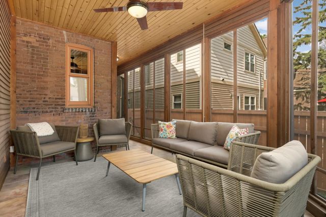2116 Lincoln Avenue, Saint Paul, MN 55105
