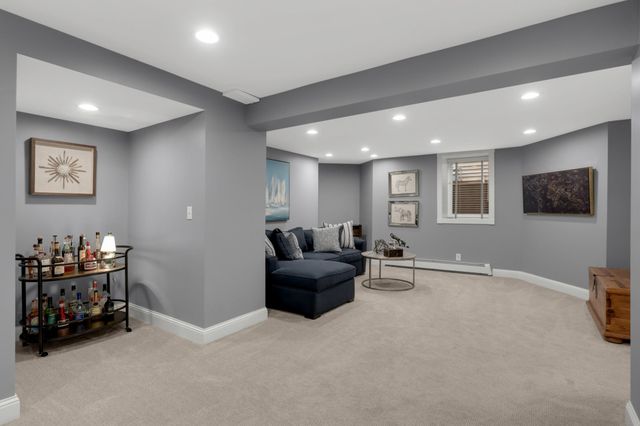 2116 Lincoln Avenue, Saint Paul, MN 55105