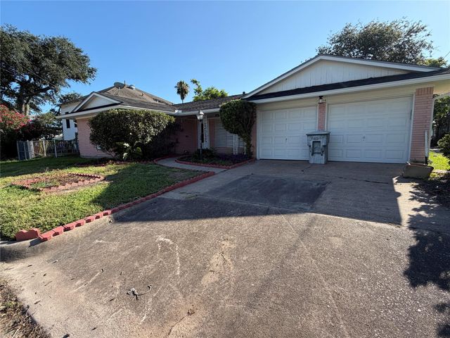2015 51st Street, Galveston, TX 77551