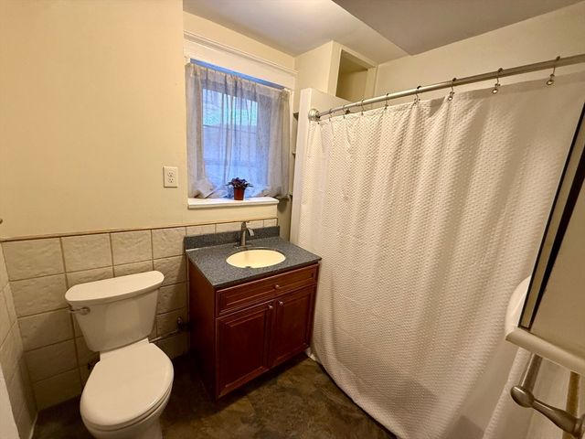 1754 Commonwealth Avenue B, Boston, MA 02135