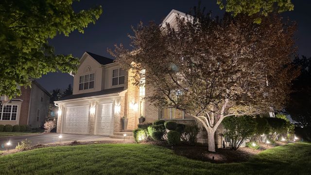 6 Glenview Court, Bolingbrook, IL 60490