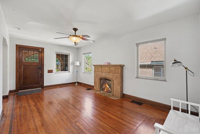 3058 Penrose Place, Cincinnati, OH 45211
