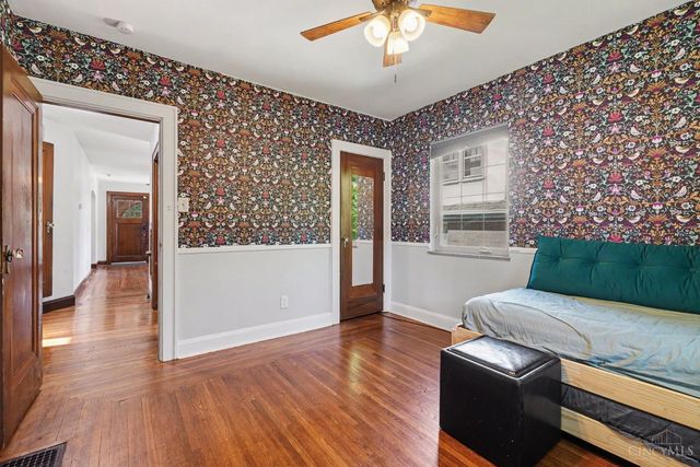 3058 Penrose Place, Cincinnati, OH 45211