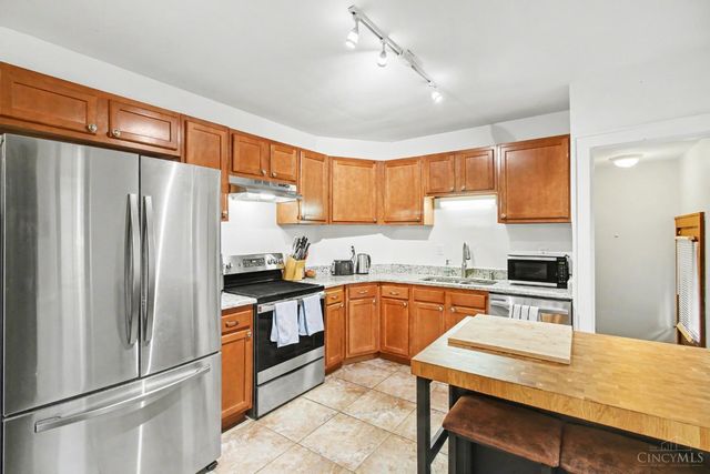 3058 Penrose Place, Cincinnati, OH 45211