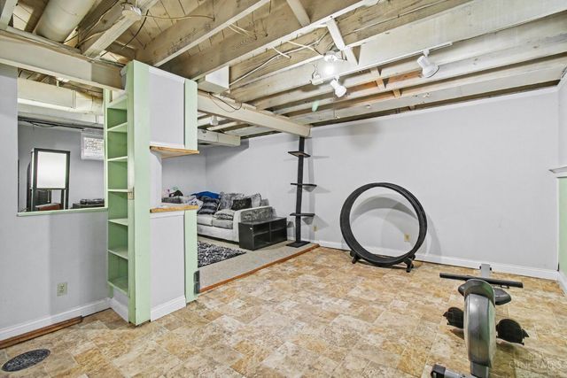 3058 Penrose Place, Cincinnati, OH 45211