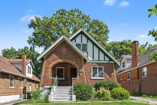 3058 Penrose Place, Cincinnati, OH 45211