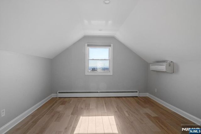 565 Center Street, Wood Ridge, NJ 07075