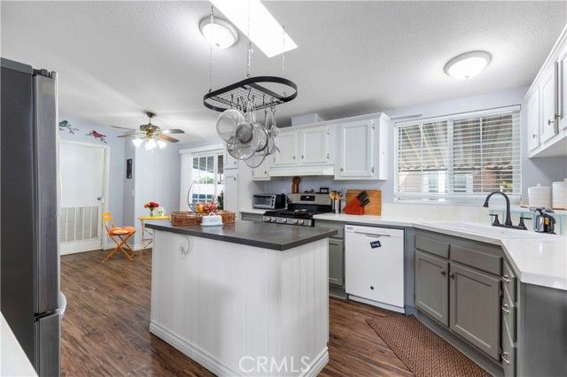 16444 Bolsa Chica 60, Huntington Beach, CA 92649